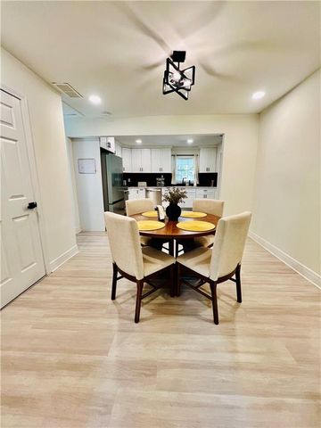 2936 Hall Drive SE, Smyrna, GA 30082