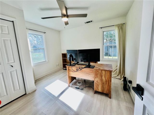 2936 Hall Drive SE, Smyrna, GA 30082