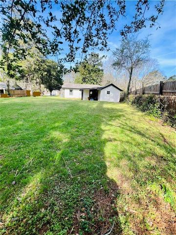 2936 Hall Drive SE, Smyrna, GA 30082