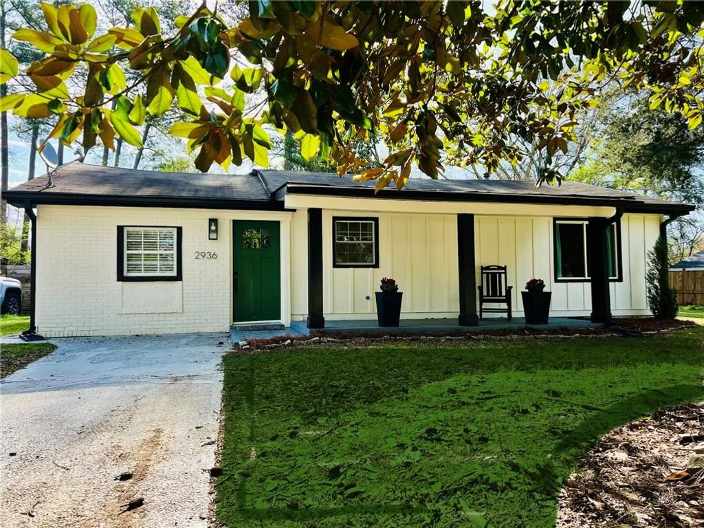2936 Hall Drive SE, Smyrna, GA 30082