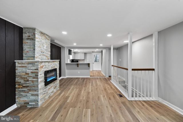 377 MOUNT PLEASANT ST, Coatesville, PA 19320