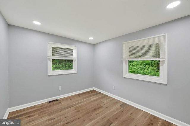 377 MOUNT PLEASANT ST, Coatesville, PA 19320
