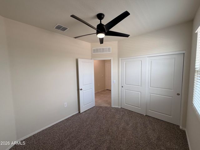 18609 W BRONCO Trail, Wittmann, AZ 85361