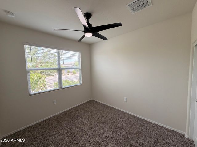 18609 W BRONCO Trail, Wittmann, AZ 85361