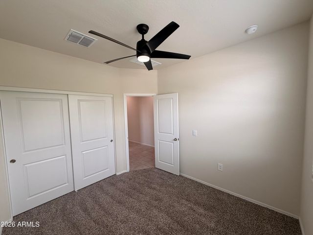 18609 W BRONCO Trail, Wittmann, AZ 85361