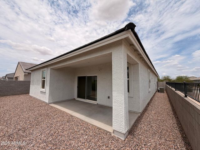 18609 W BRONCO Trail, Wittmann, AZ 85361