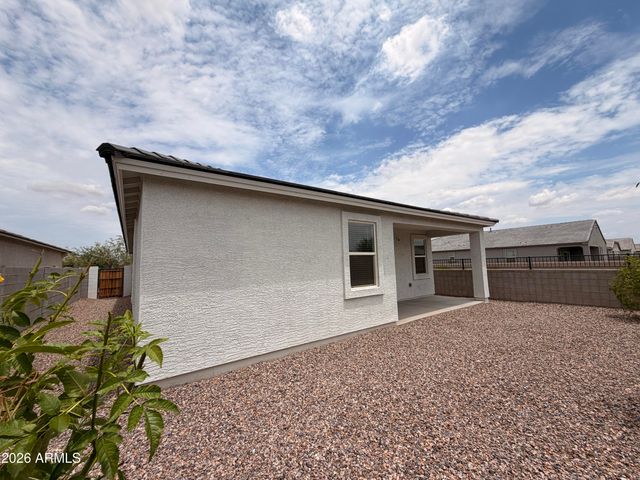18609 W BRONCO Trail, Wittmann, AZ 85361