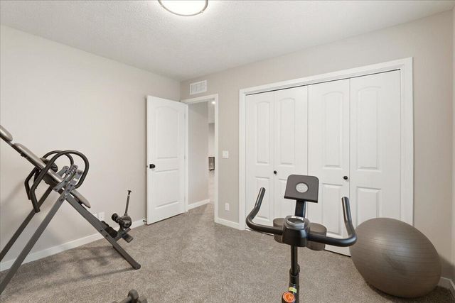 1840 BALSAM Street, Council Bluffs, IA 51503