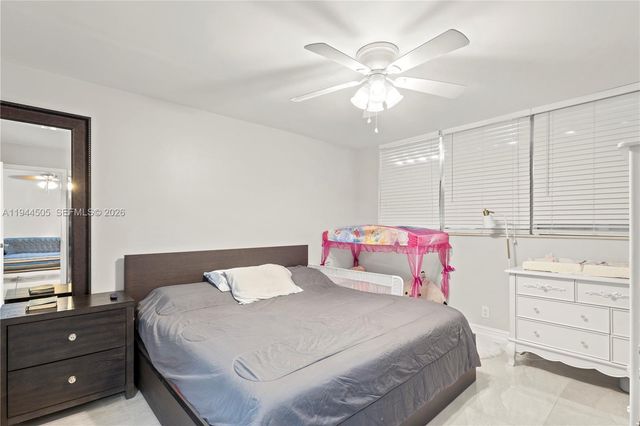 400 SE 10th St 103, Deerfield Beach, FL 33441