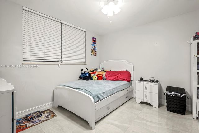 400 SE 10th St 103, Deerfield Beach, FL 33441