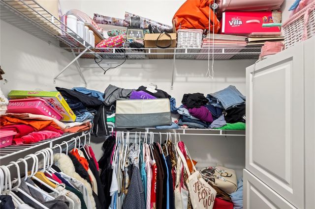 400 SE 10th St 103, Deerfield Beach, FL 33441