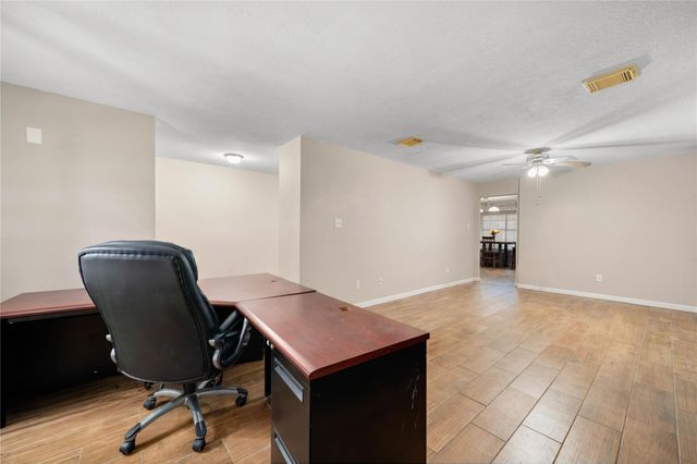6923 Lonesome Woods Trail, Humble, TX 77346