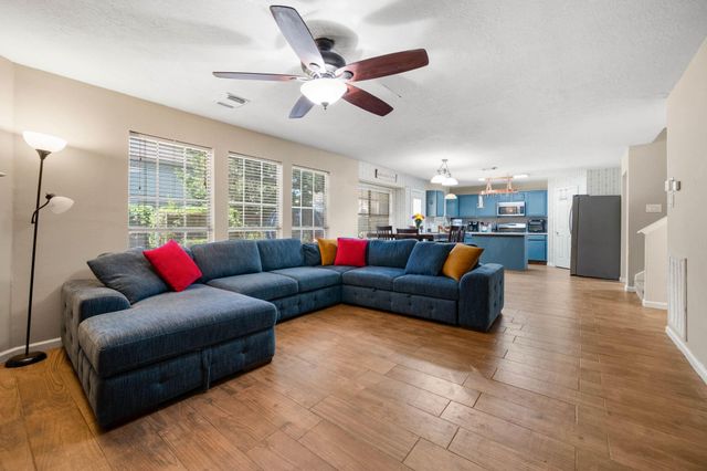 6923 Lonesome Woods Trail, Humble, TX 77346