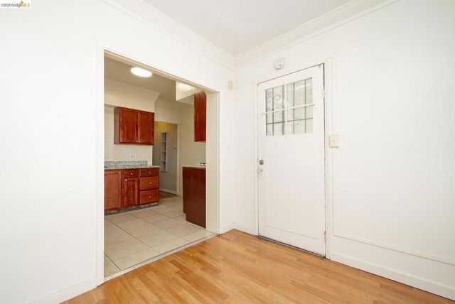 1246 Berkeley Way, Berkeley, CA 94702