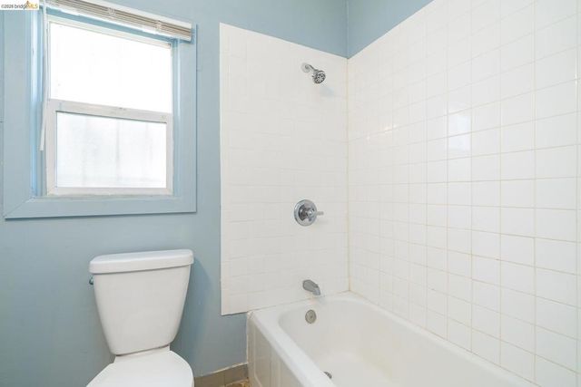 1246 Berkeley Way, Berkeley, CA 94702