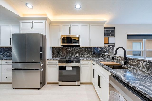 7522 OXFORD GARDEN CIRCLE, Apollo Beach, FL 33572
