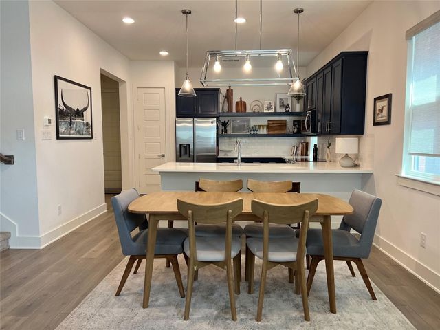 2823 Stanley Avenue, Fort Worth, TX 76110