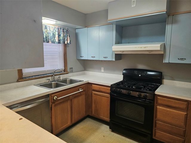 323 W 7TH Street, Erie, PA 16502