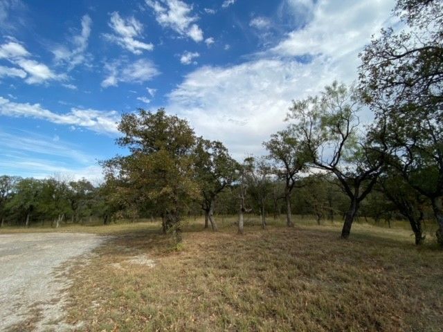 155 Phillips Court, Runaway Bay, TX 76426