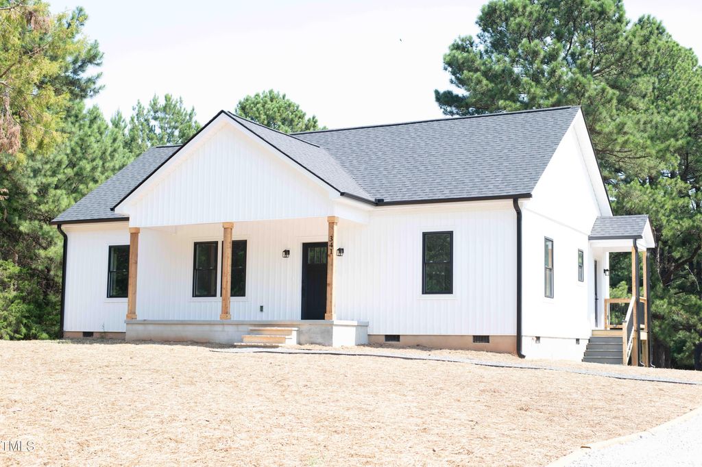 341 Rev Henderson Road, Henderson, NC 27537