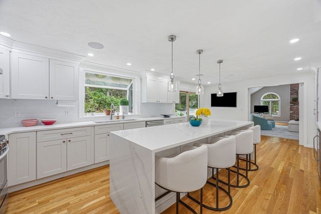 106 Colonial Drive, Andover, MA 01810
