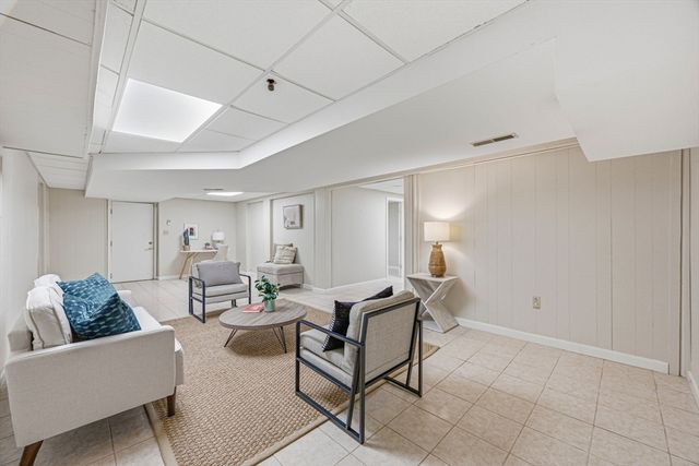 106 Colonial Drive, Andover, MA 01810