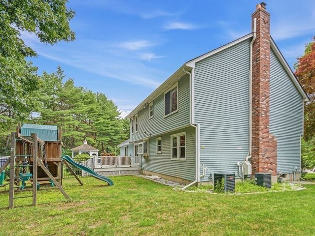 106 Colonial Drive, Andover, MA 01810