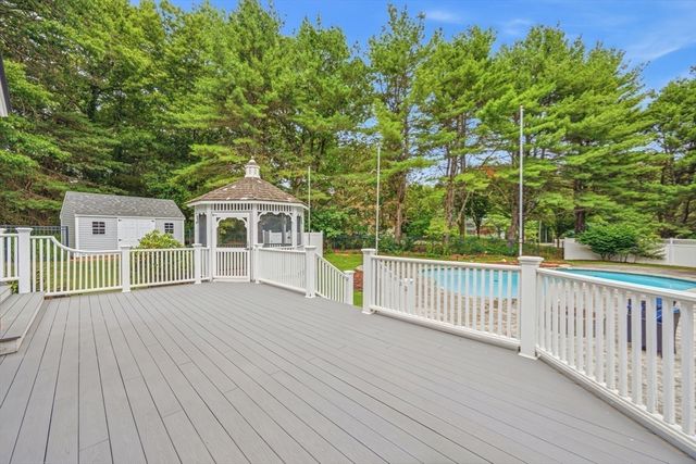106 Colonial Drive, Andover, MA 01810