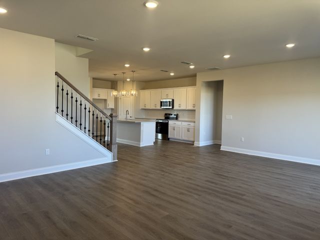 136 Dahlia Dr, La Vergne, TN 37086