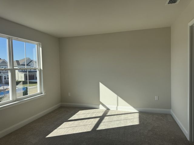 136 Dahlia Dr, La Vergne, TN 37086