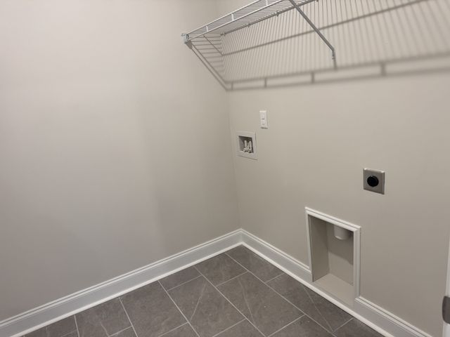 136 Dahlia Dr, La Vergne, TN 37086