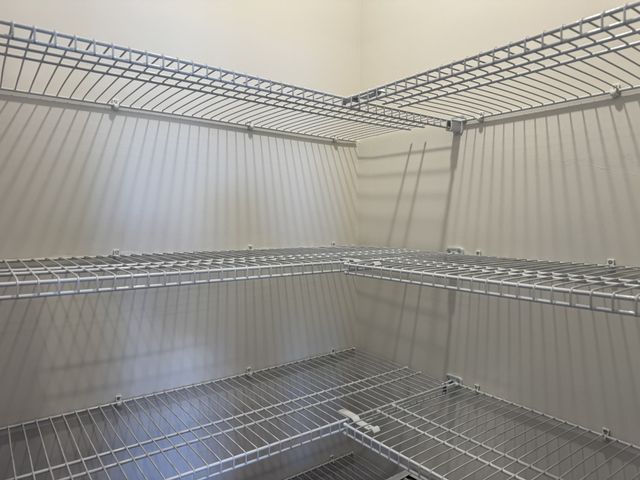 136 Dahlia Dr, La Vergne, TN 37086