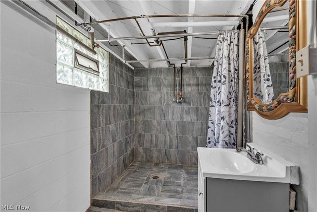 1768 E 31st Street, Lorain, OH 44055