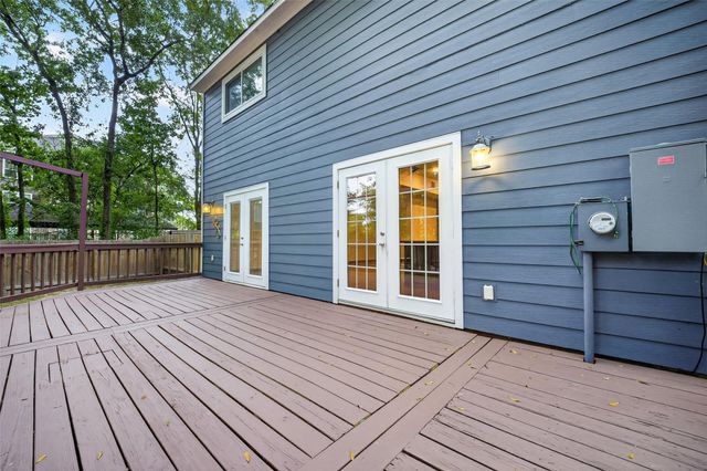 2716 Echo Street, The Woodlands, TX 77380