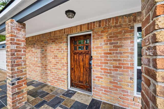 2716 Echo Street, The Woodlands, TX 77380