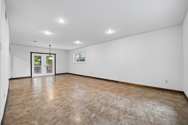 2716 Echo Street, The Woodlands, TX 77380