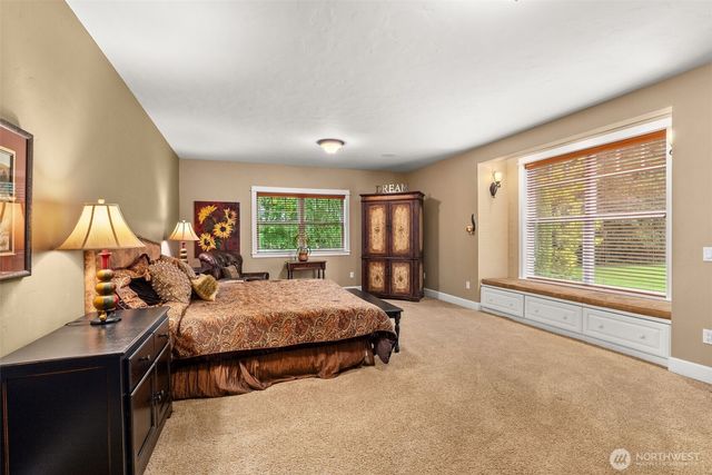 7920 Holiday Valley Drive NW, Olympia, WA 98502
