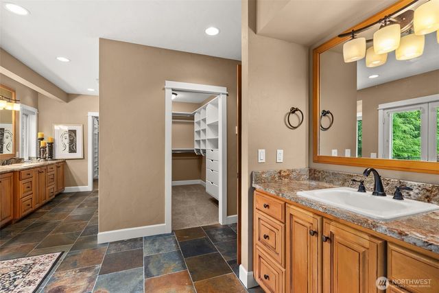7920 Holiday Valley Drive NW, Olympia, WA 98502