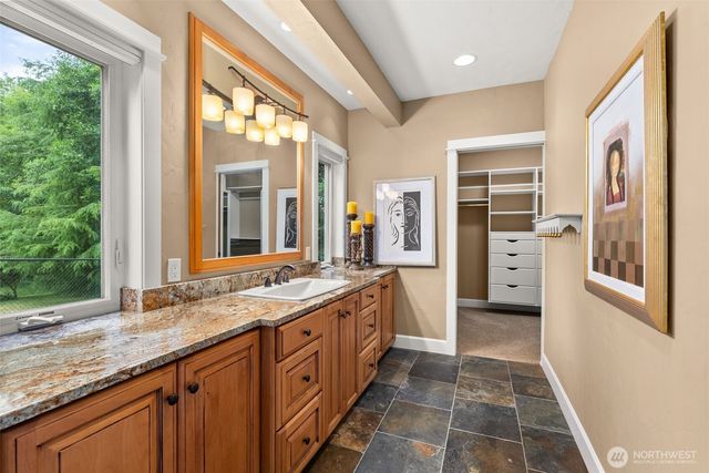 7920 Holiday Valley Drive NW, Olympia, WA 98502