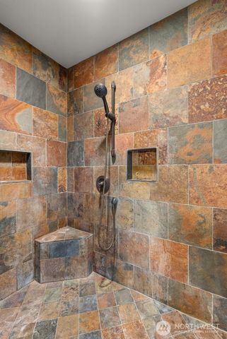 7920 Holiday Valley Drive NW, Olympia, WA 98502