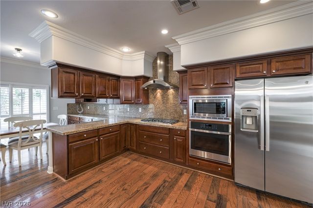 7480 Grassy Field Court, Las Vegas, NV 89131