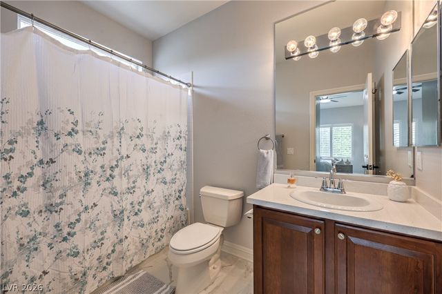 7480 Grassy Field Court, Las Vegas, NV 89131