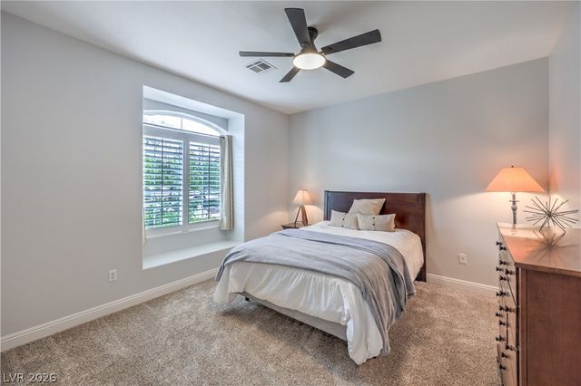 7480 Grassy Field Court, Las Vegas, NV 89131