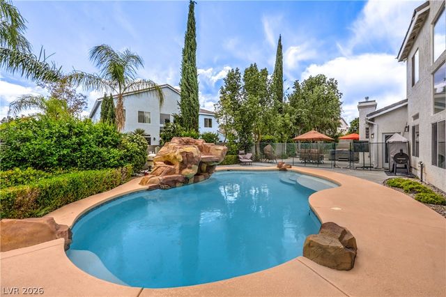 7480 Grassy Field Court, Las Vegas, NV 89131