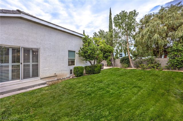 7480 Grassy Field Court, Las Vegas, NV 89131