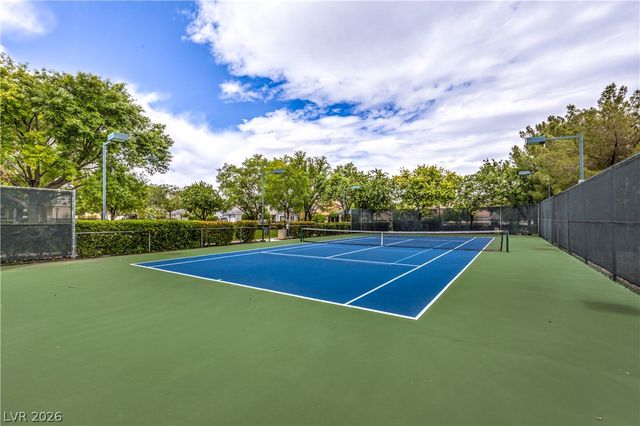 7480 Grassy Field Court, Las Vegas, NV 89131