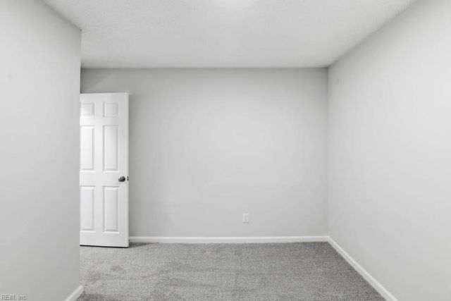 18 Fort Worth ST, Hampton, VA 23669