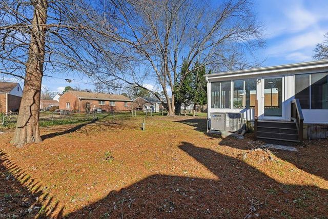 18 Fort Worth ST, Hampton, VA 23669