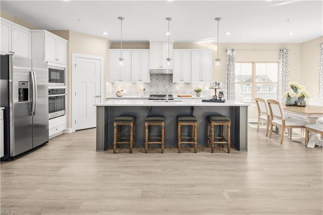 206 Leif ST, Moyock, NC 27958