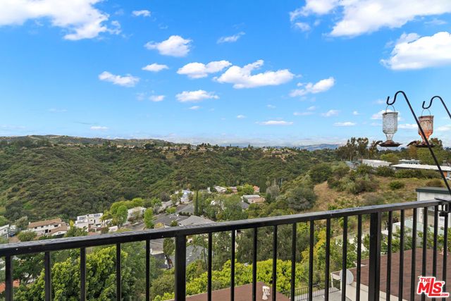2385 Roscomare Road F10, Los Angeles, CA 90077